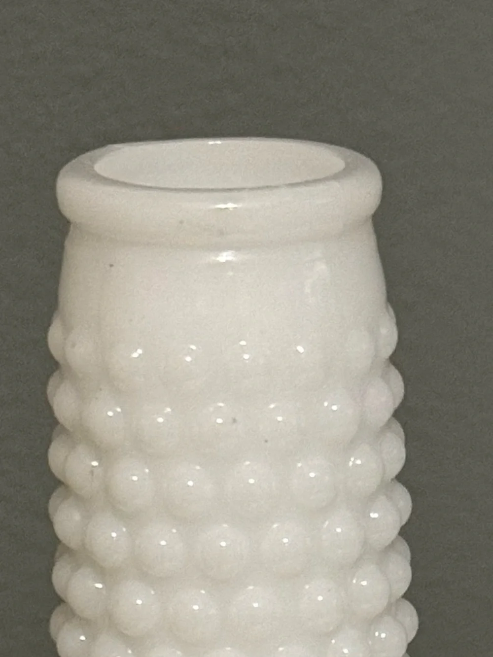 N/A vintage hobnail